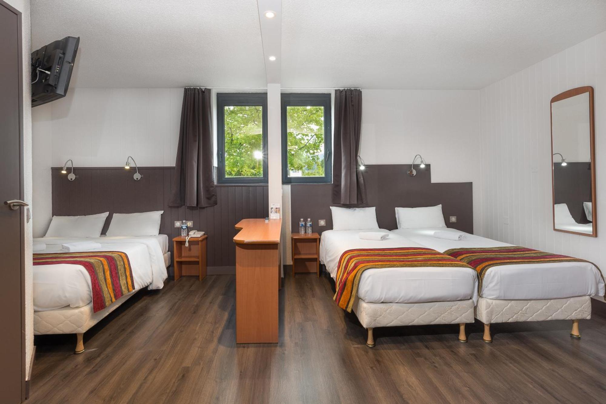 Brit Hotel Chambéry Dış mekan fotoğraf