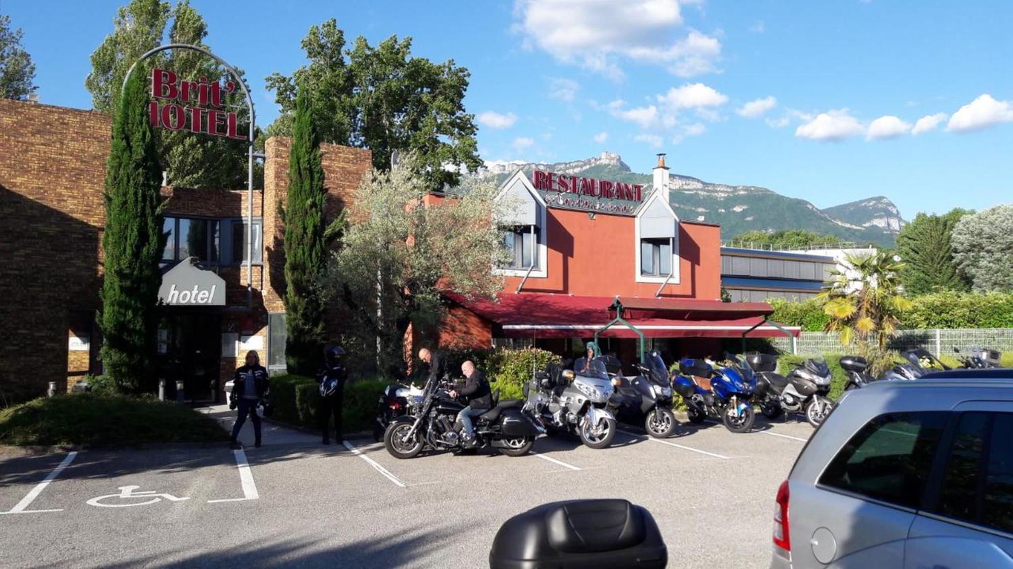 Brit Hotel Chambéry Dış mekan fotoğraf