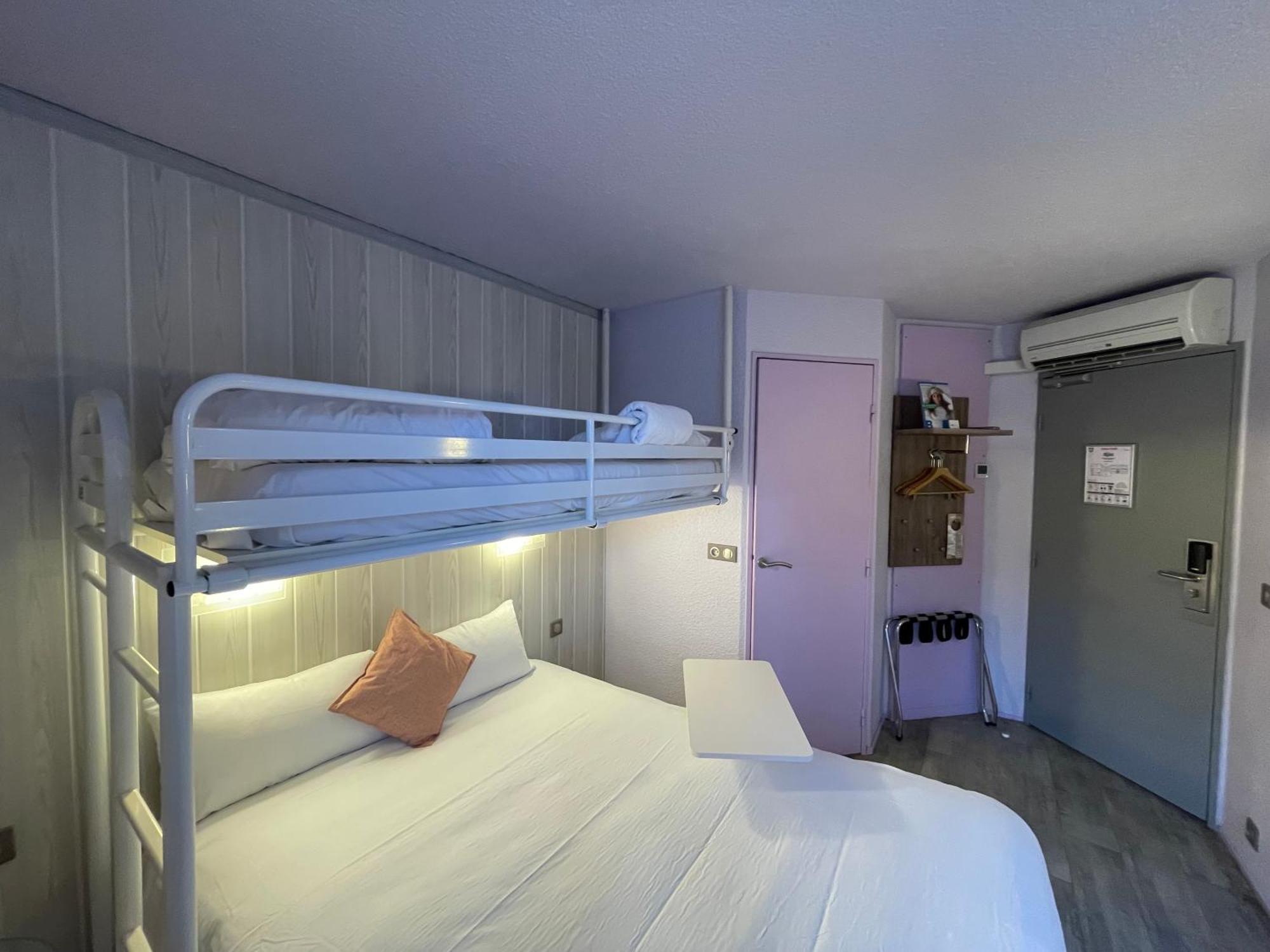 Brit Hotel Chambéry Dış mekan fotoğraf