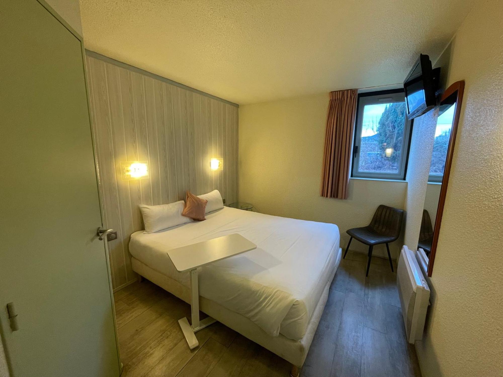 Brit Hotel Chambéry Dış mekan fotoğraf