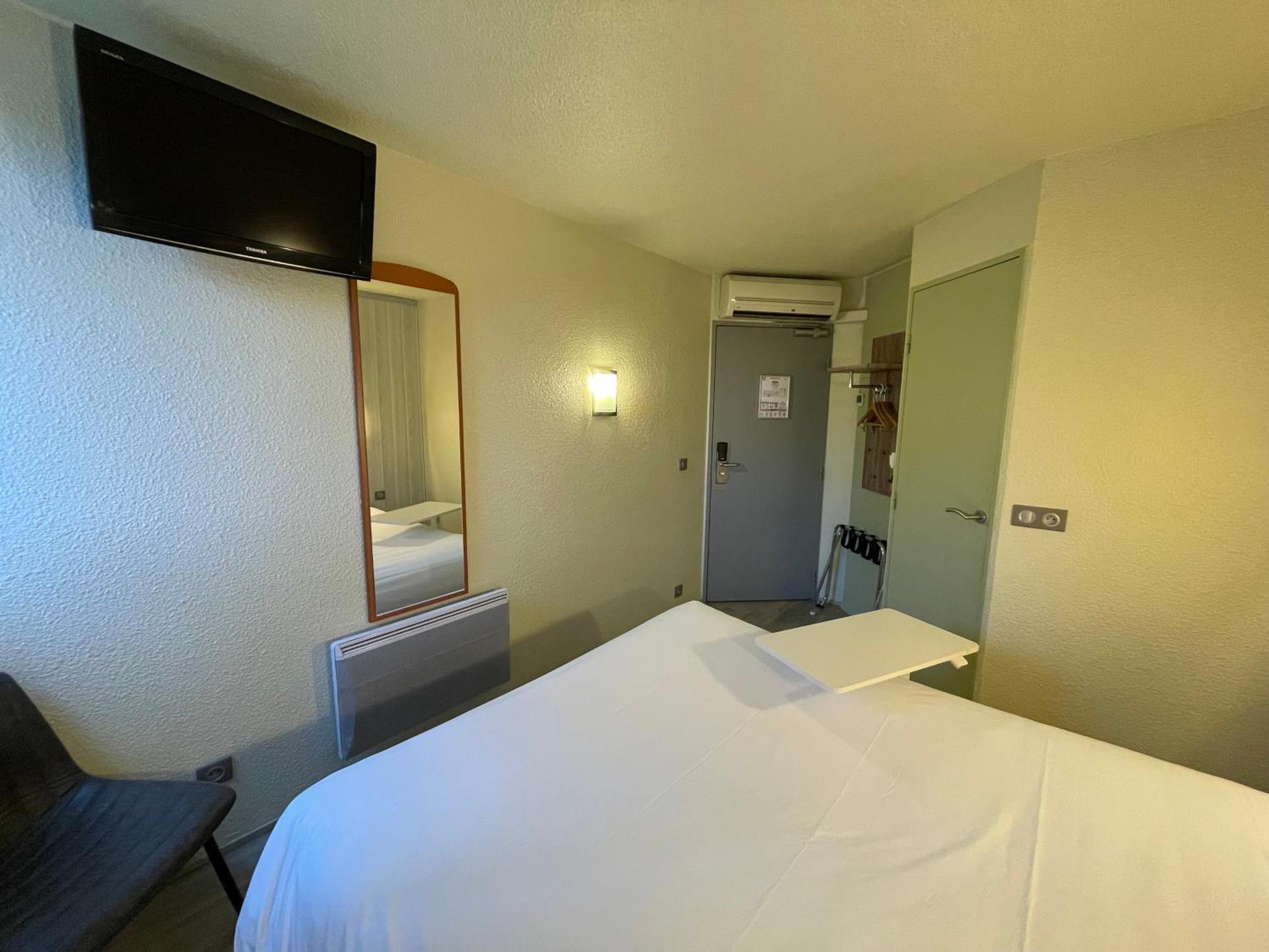 Brit Hotel Chambéry Dış mekan fotoğraf