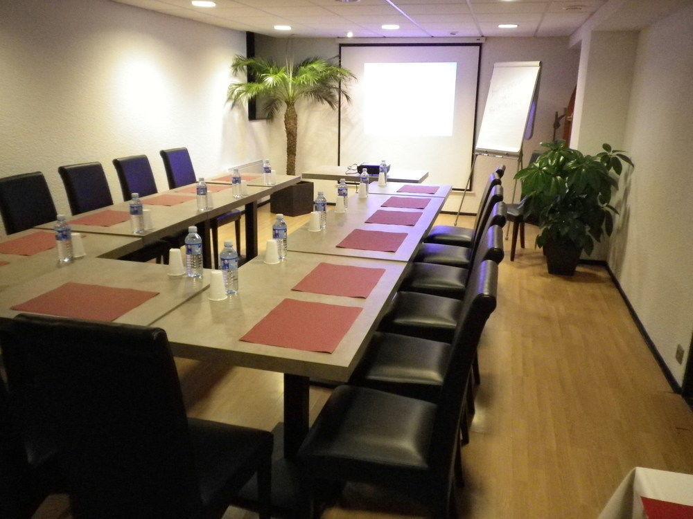 Brit Hotel Chambéry Dış mekan fotoğraf
