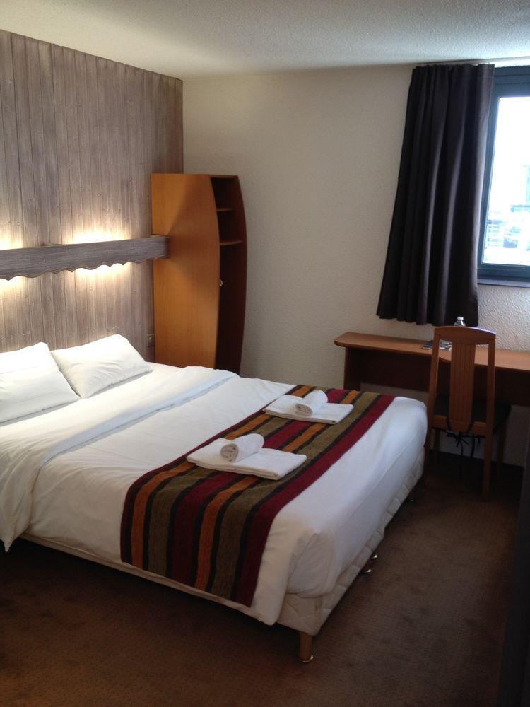 Brit Hotel Chambéry Dış mekan fotoğraf