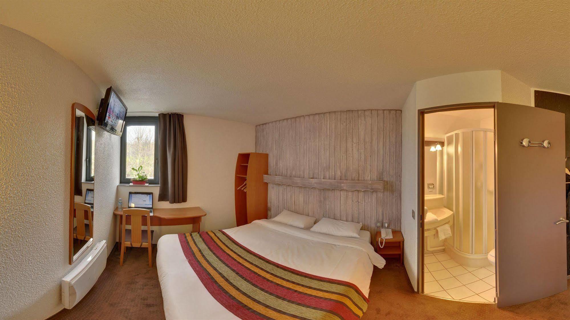 Brit Hotel Chambéry Dış mekan fotoğraf