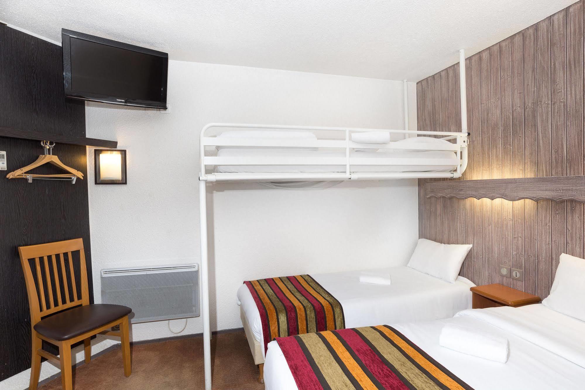 Brit Hotel Chambéry Dış mekan fotoğraf