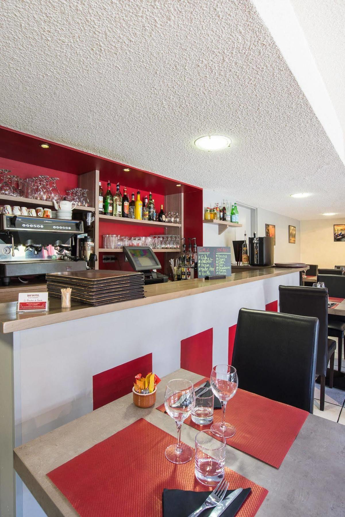 Brit Hotel Chambéry Dış mekan fotoğraf