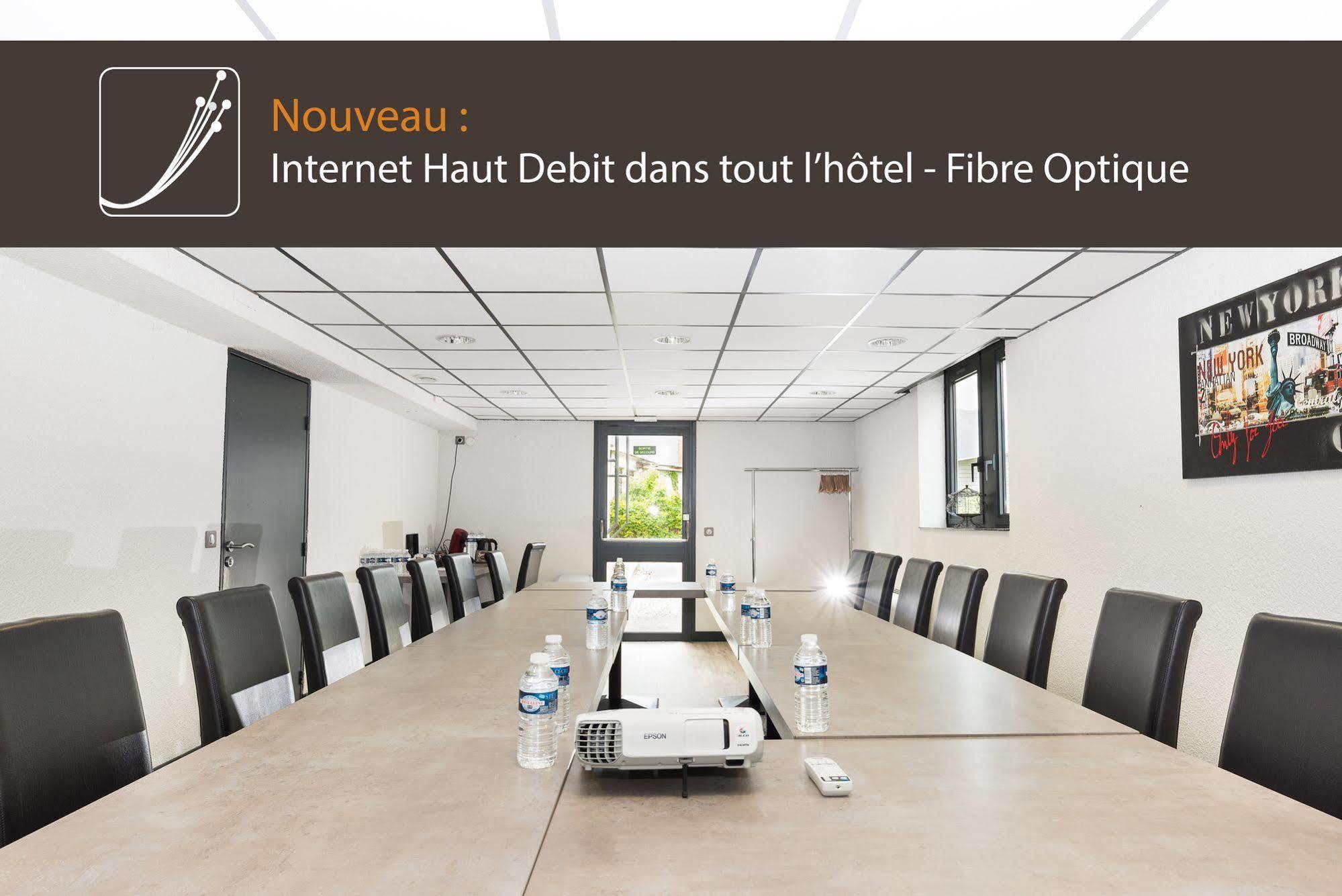 Brit Hotel Chambéry Dış mekan fotoğraf